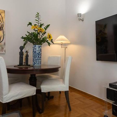 Chic N Central Apt In Kolonaki Apartment Athens Exterior photo